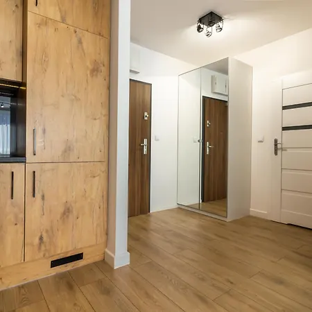 Apartament Near Sky Tower Wroclaw Exterior photo
