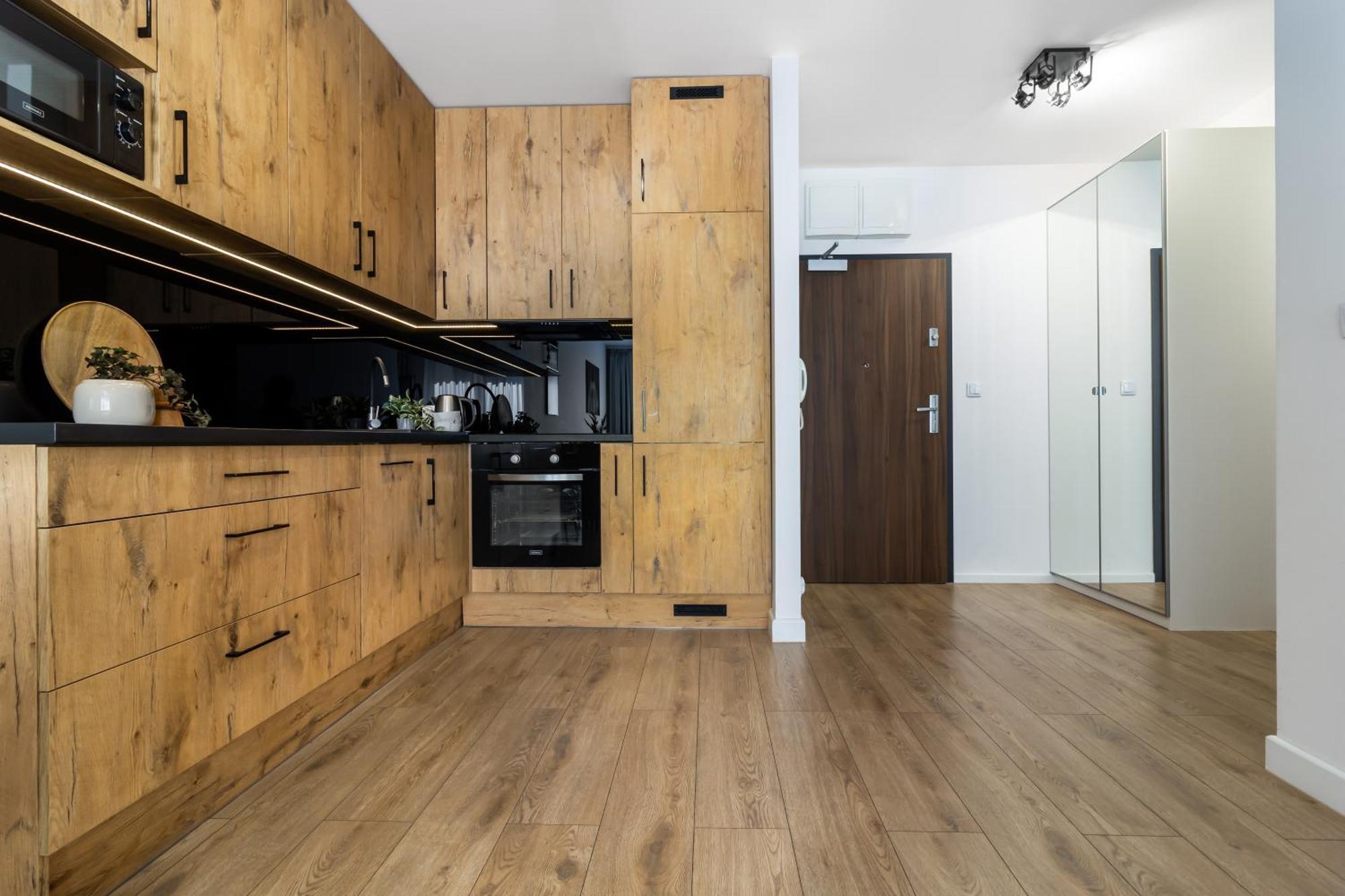 Near Sky Tower Apartment Wroclaw